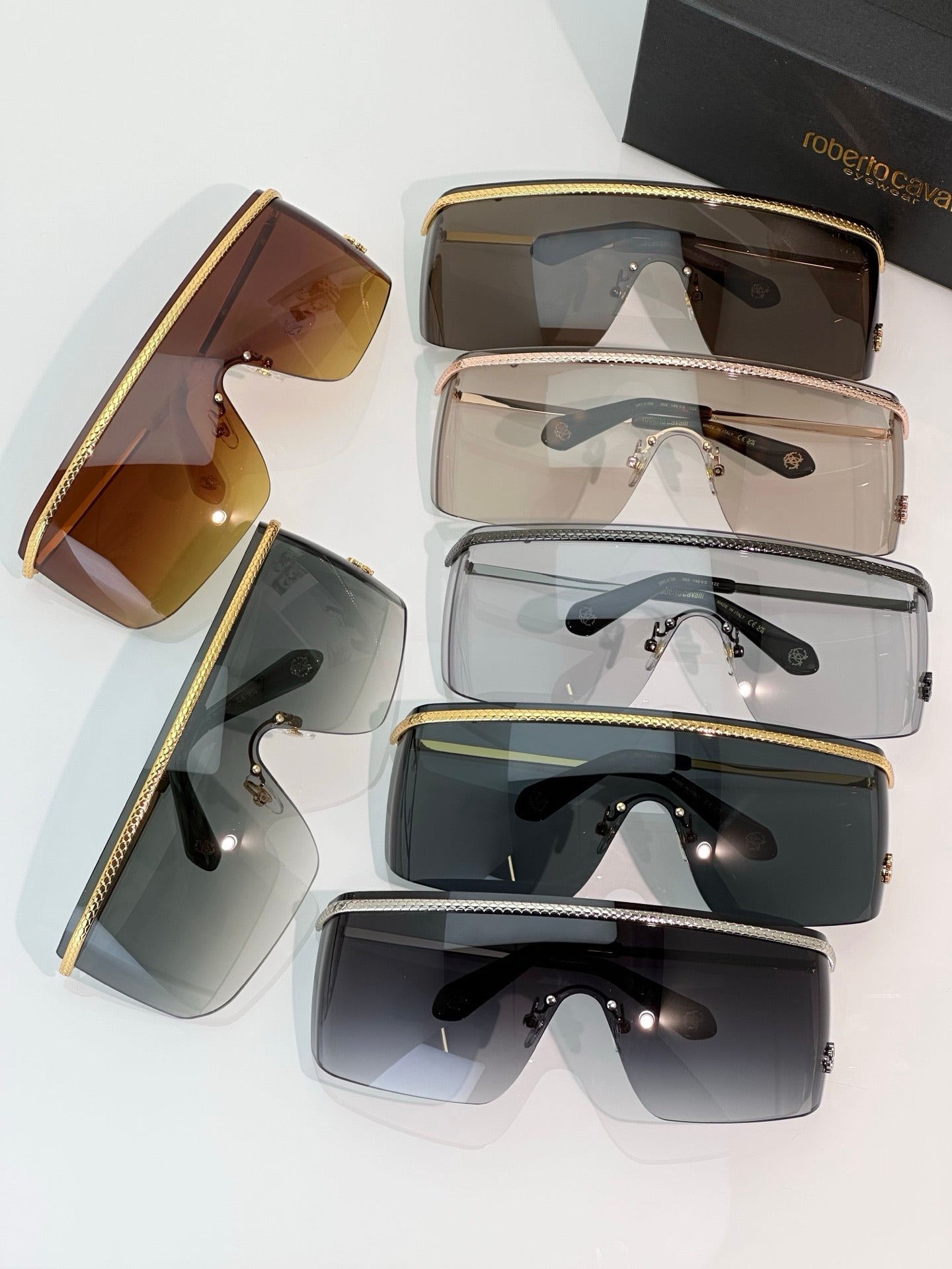 Roberto Cavalli SRC012  Sunglasses 🐍