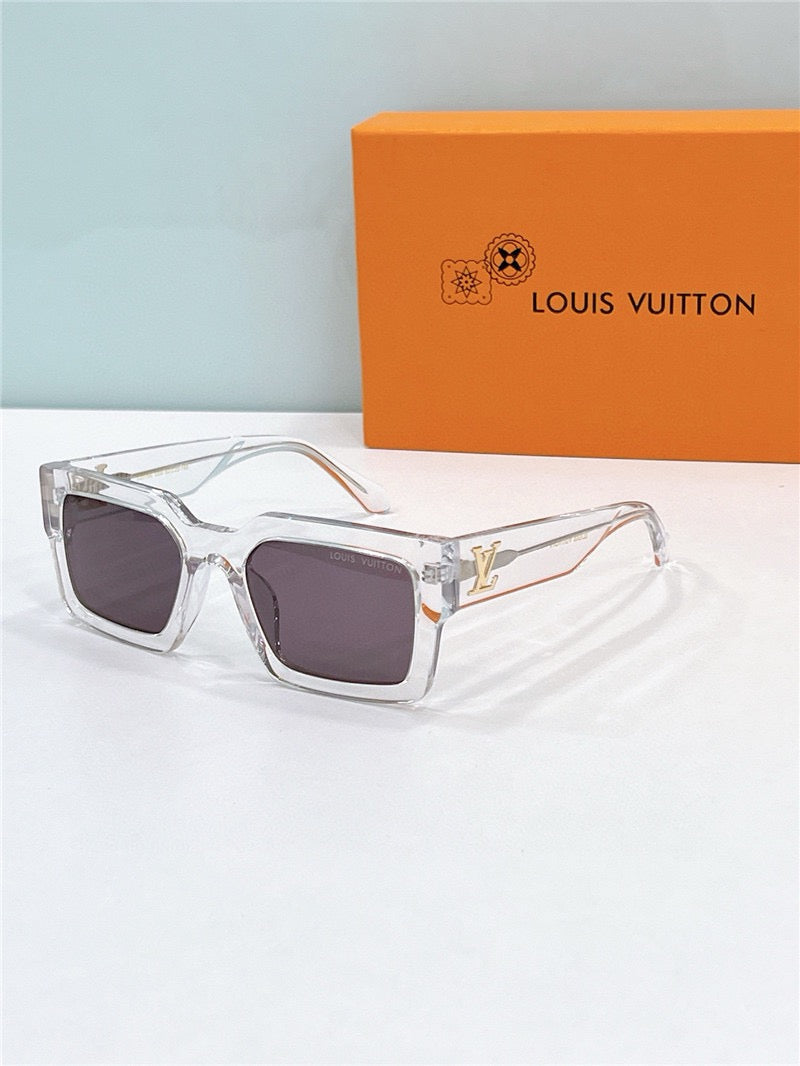 Louis Vuitton Z2076E  LV Clash Low Square Sunglasses ✨