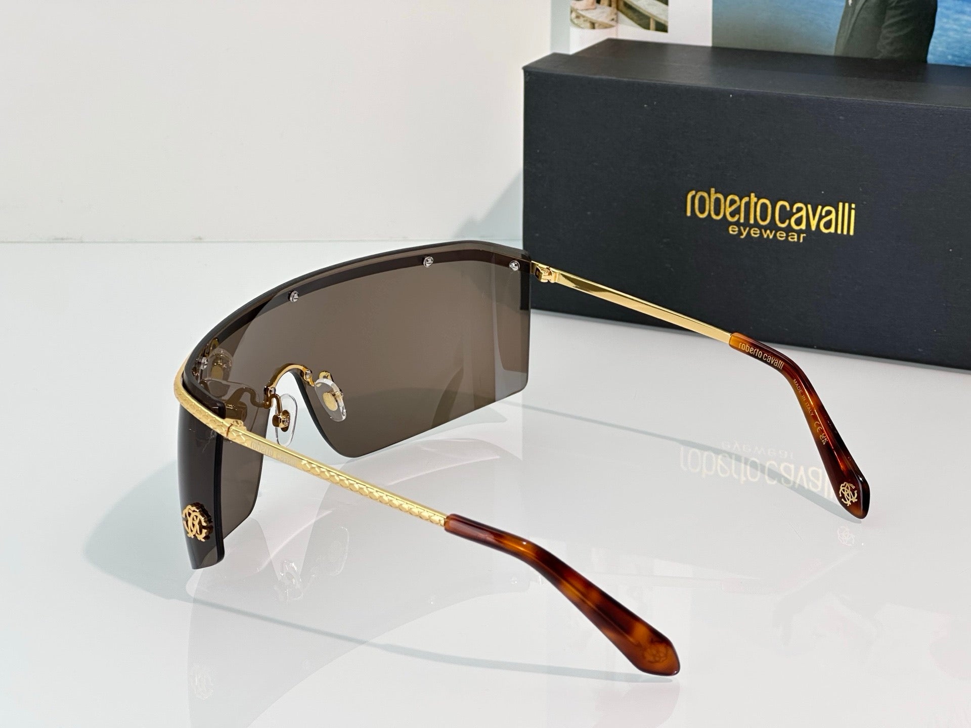 Roberto Cavalli SRC012  Sunglasses 🐍