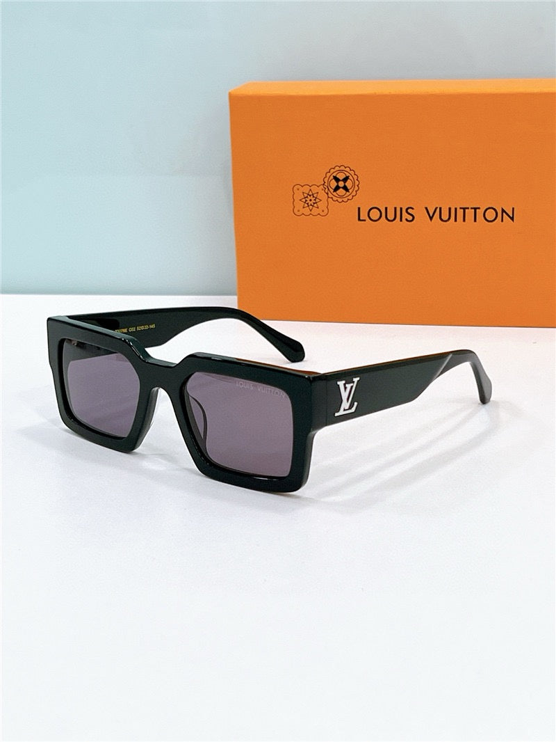 Louis Vuitton Z2076E  LV Clash Low Square Sunglasses ✨