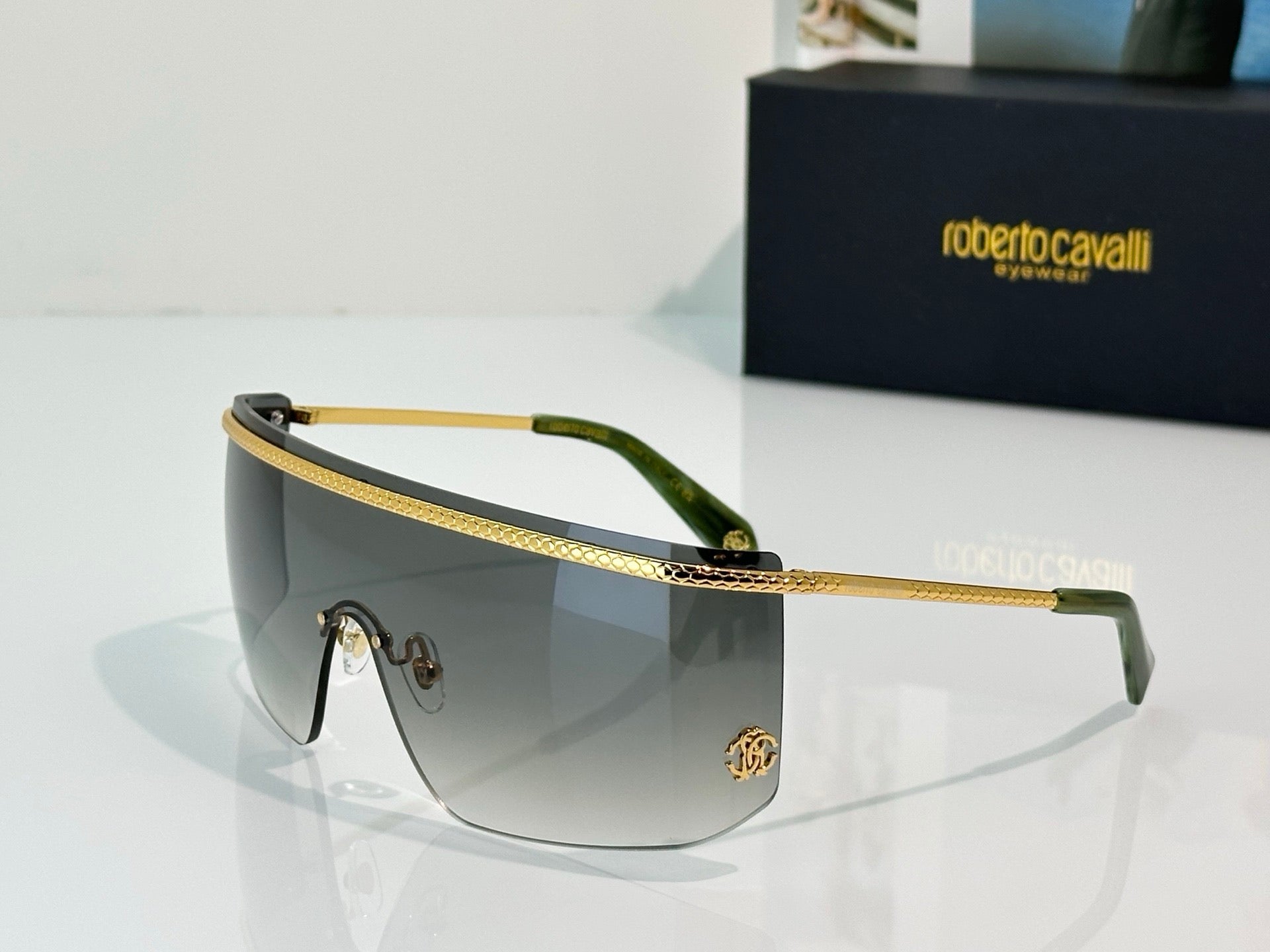 Roberto Cavalli SRC012  Sunglasses 🐍