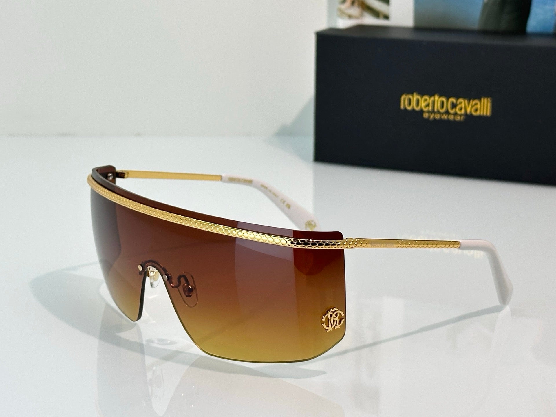 Roberto Cavalli SRC012  Sunglasses 🐍