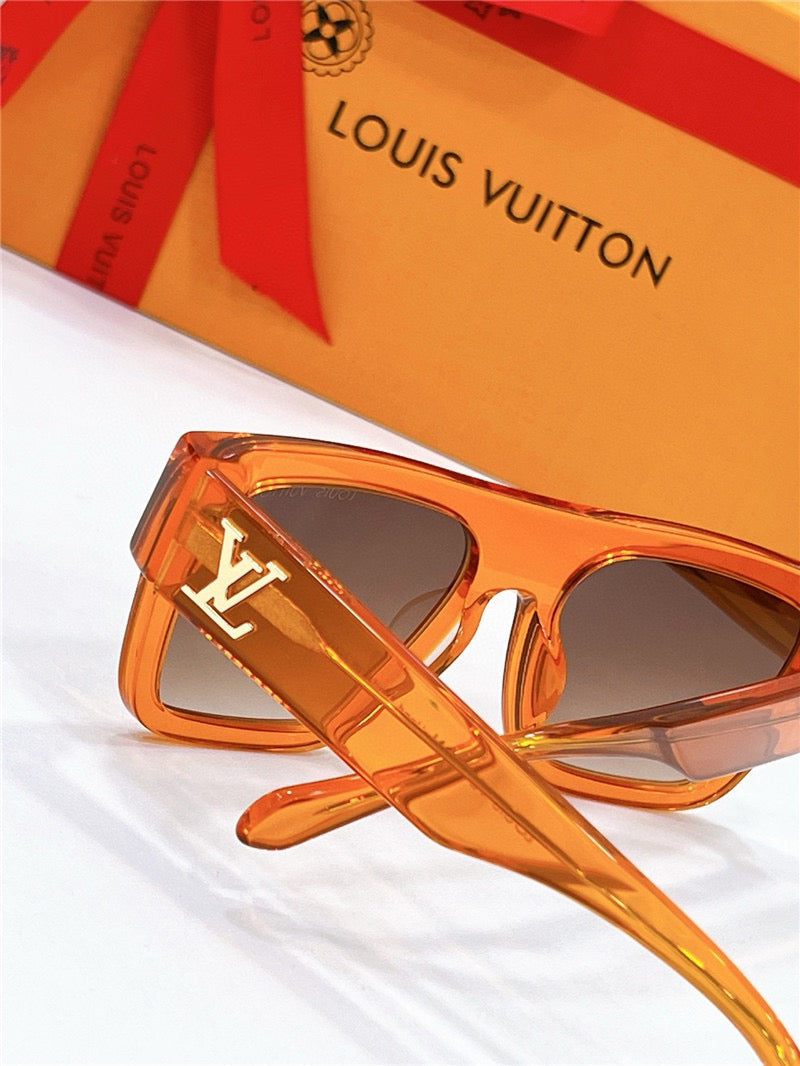 Louis Vuitton Z2125W LV Clash Square Large Sunglasses ✨