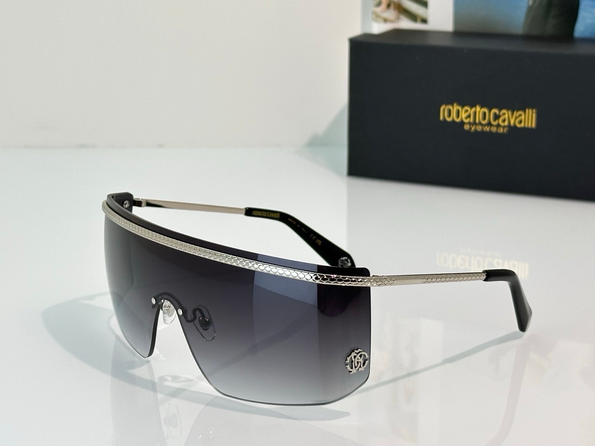 Roberto Cavalli SRC012  Sunglasses 🐍