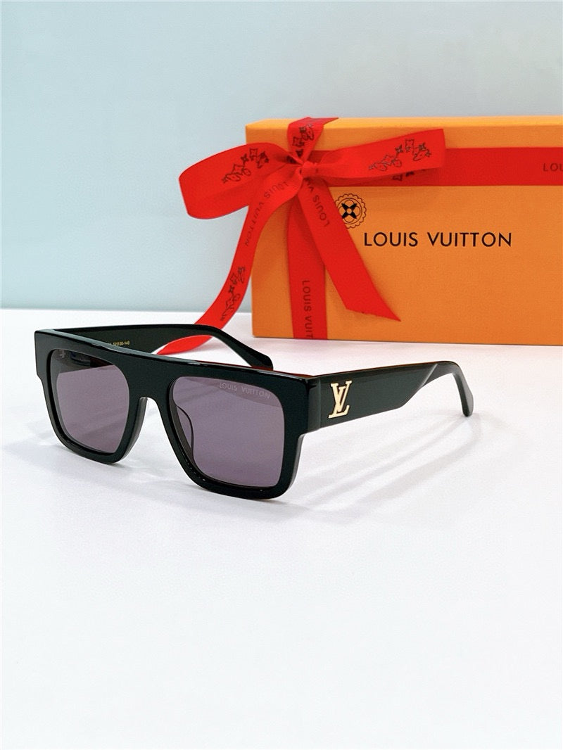 Louis Vuitton Z2125W LV Clash Square Large Sunglasses ✨