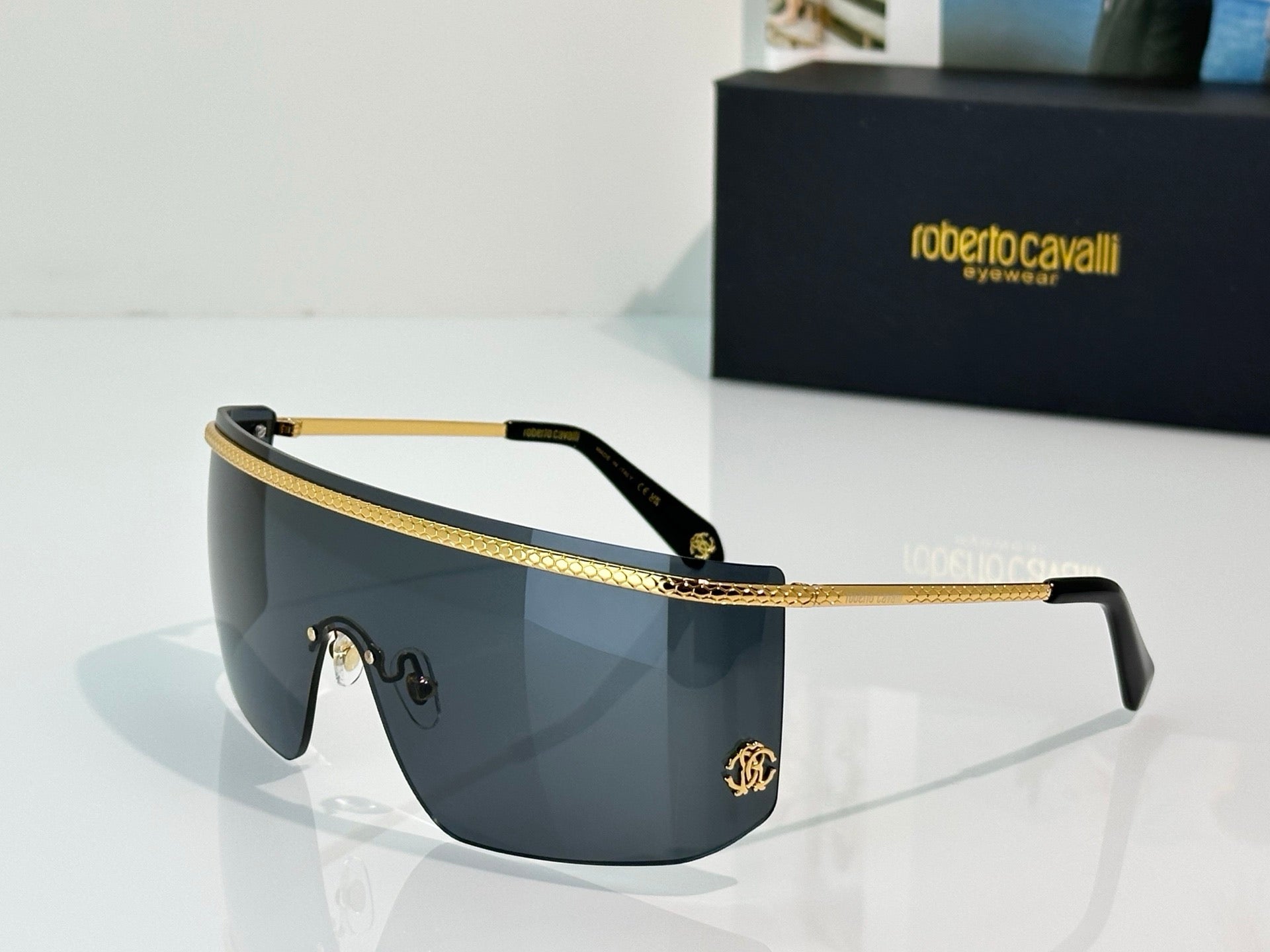Roberto Cavalli SRC012  Sunglasses 🐍