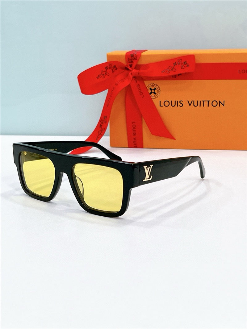 Louis Vuitton Z2125W LV Clash Square Large Sunglasses ✨
