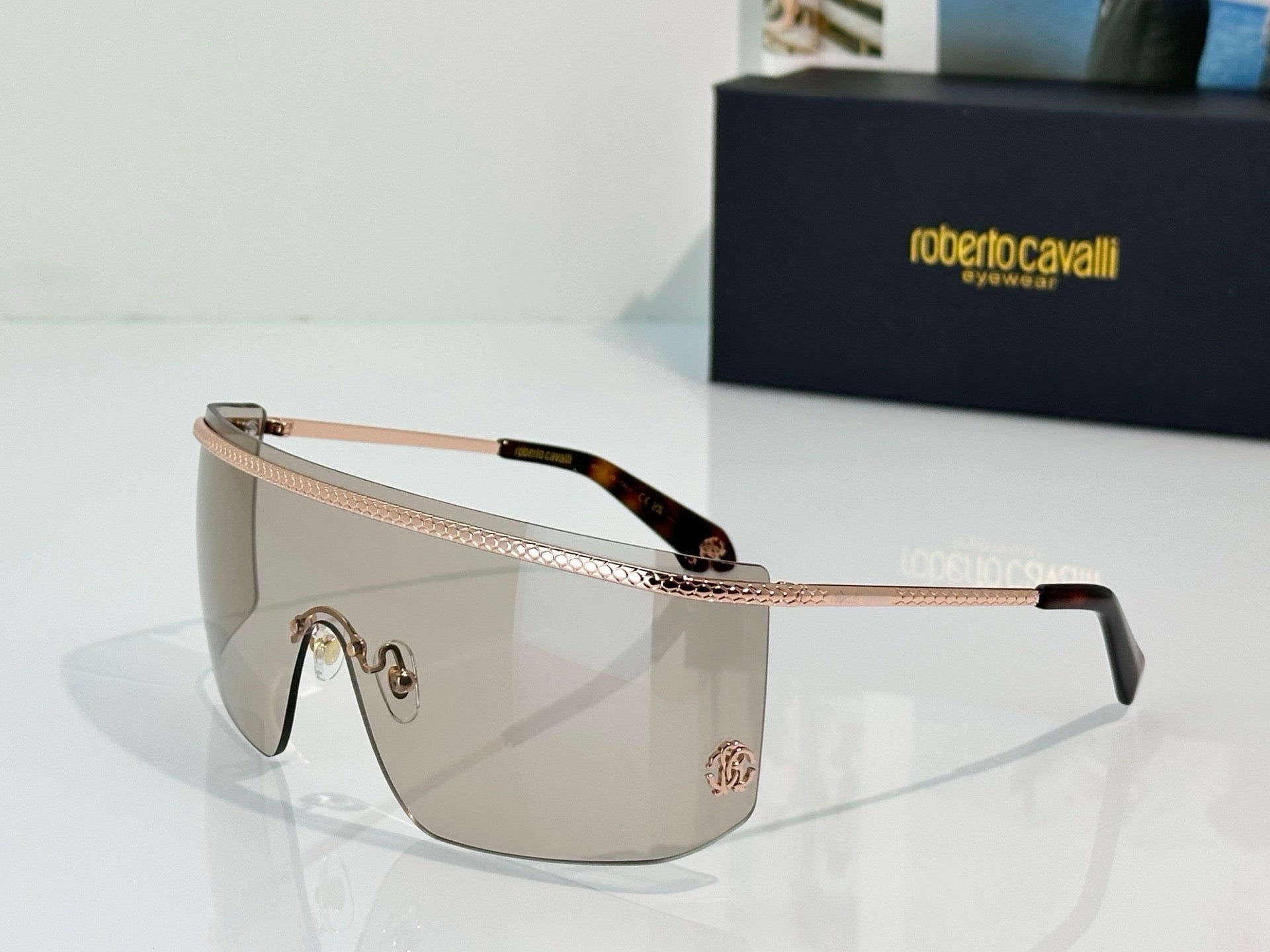 Roberto Cavalli SRC012  Sunglasses 🐍
