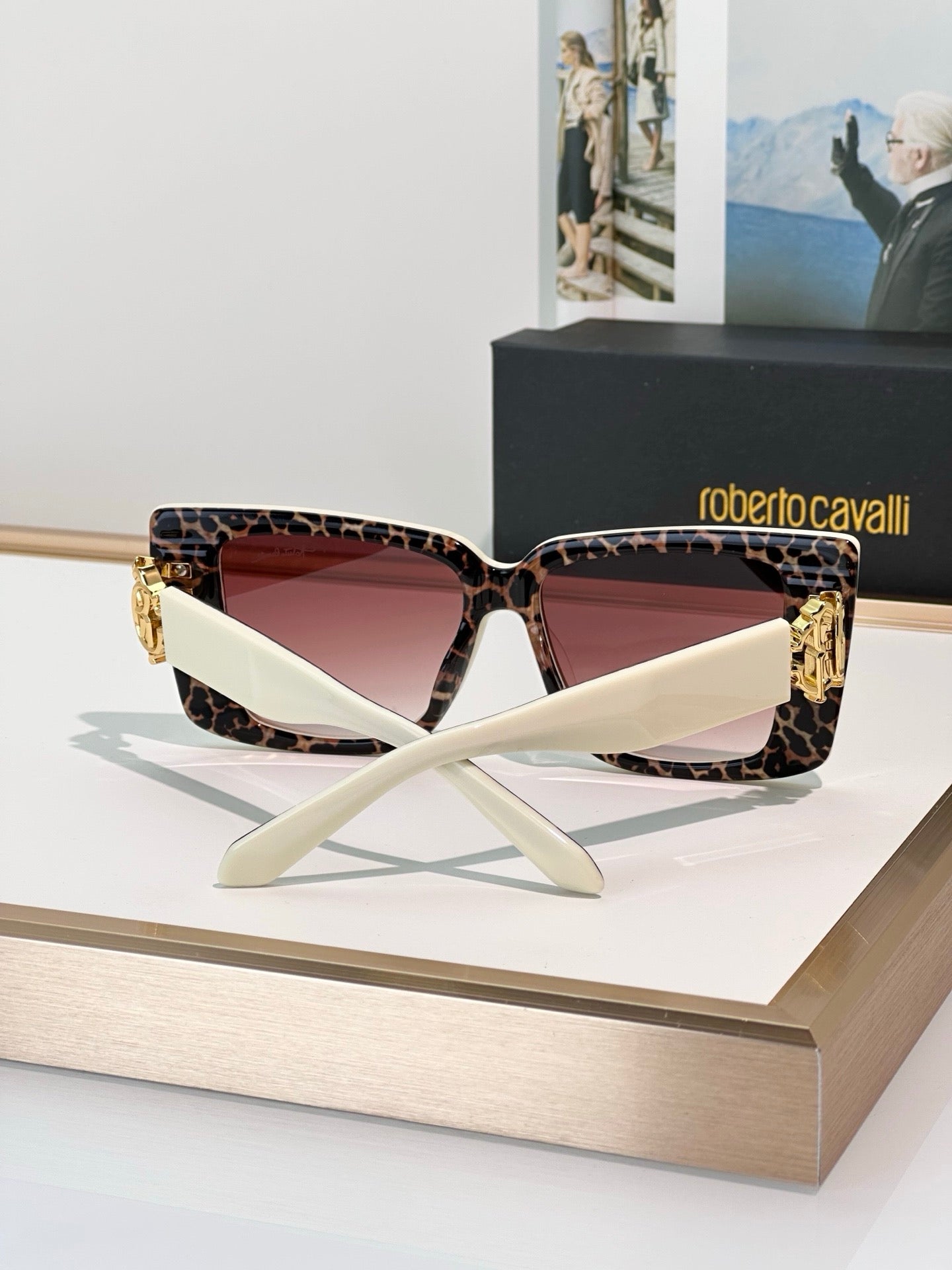 Roberto Cavalli SRC056M Sunglasses 🐍