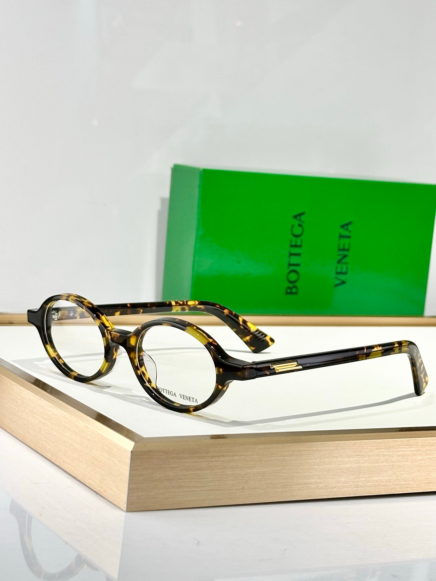 BOTTEGA VENETA BV1388 Sunglasses-Glasses 💚