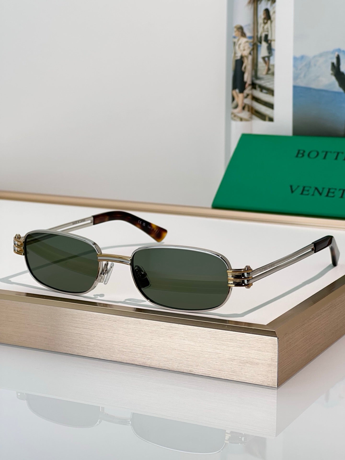 BOTTEGA VENETA BV 1381  Unisex Sunglasses💚