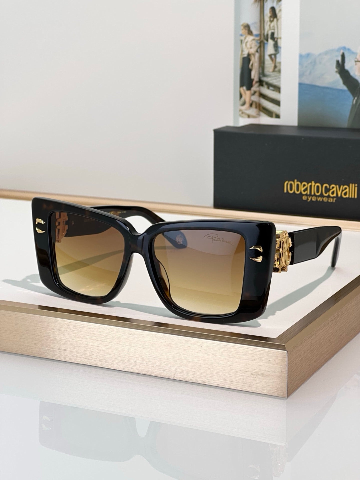 Roberto Cavalli SRC056M Sunglasses 🐍
