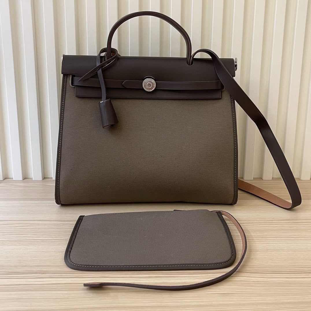 HERMES Herbag Messenger 39 bag  ✨