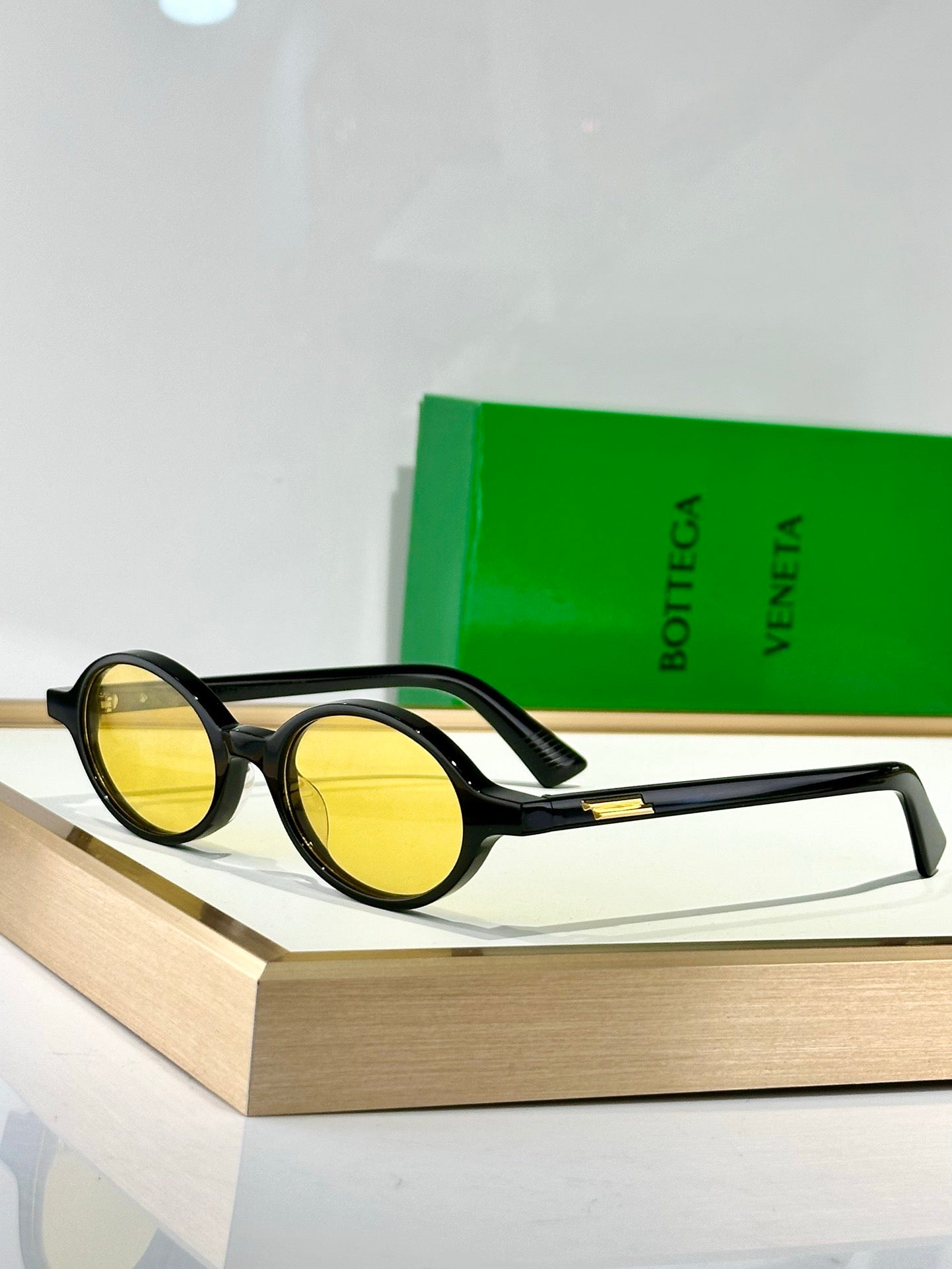 BOTTEGA VENETA BV1388 Sunglasses-Glasses 💚