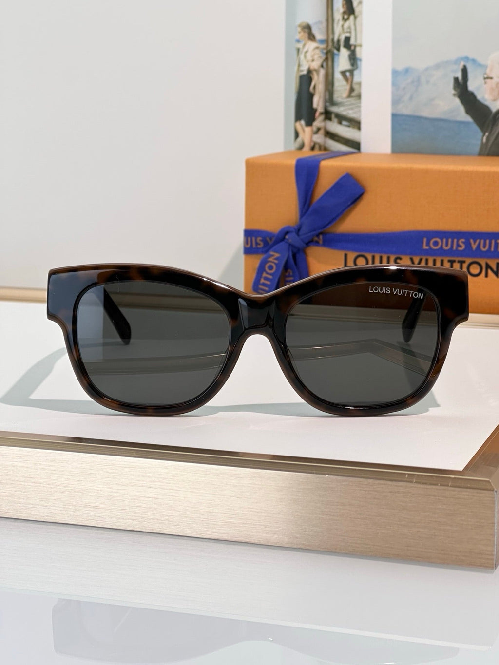Louis Vuitton Z2645U New LV Line Square  Sunglasses ✨