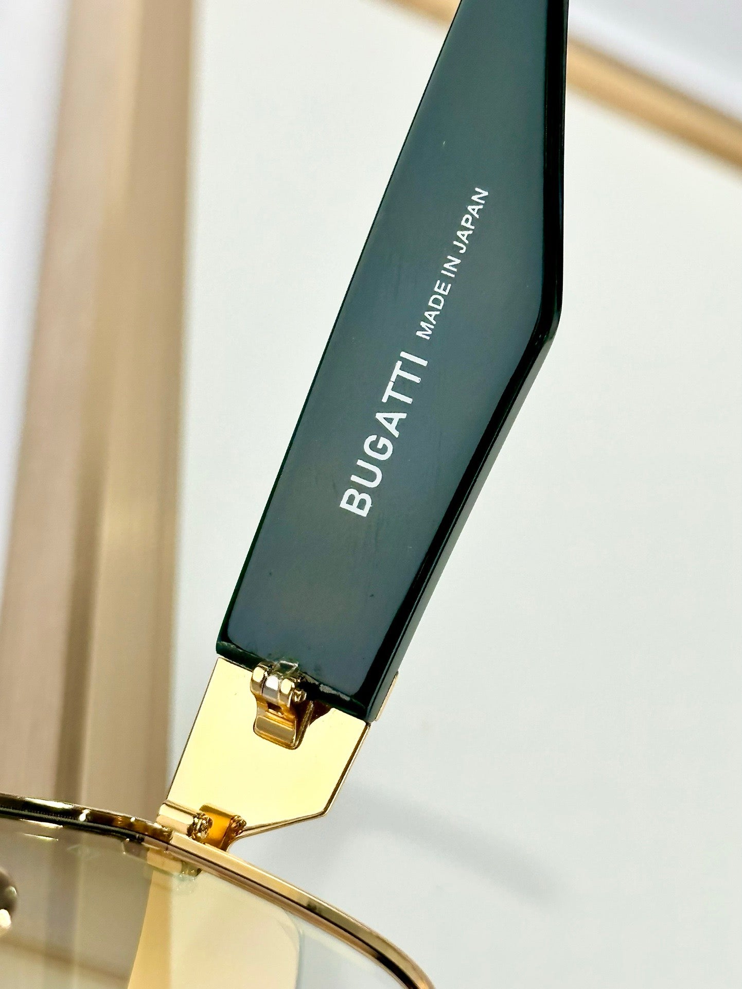 BUGATTI EYEWEAR COLLECTION 18 Sunglasses  🏎️
