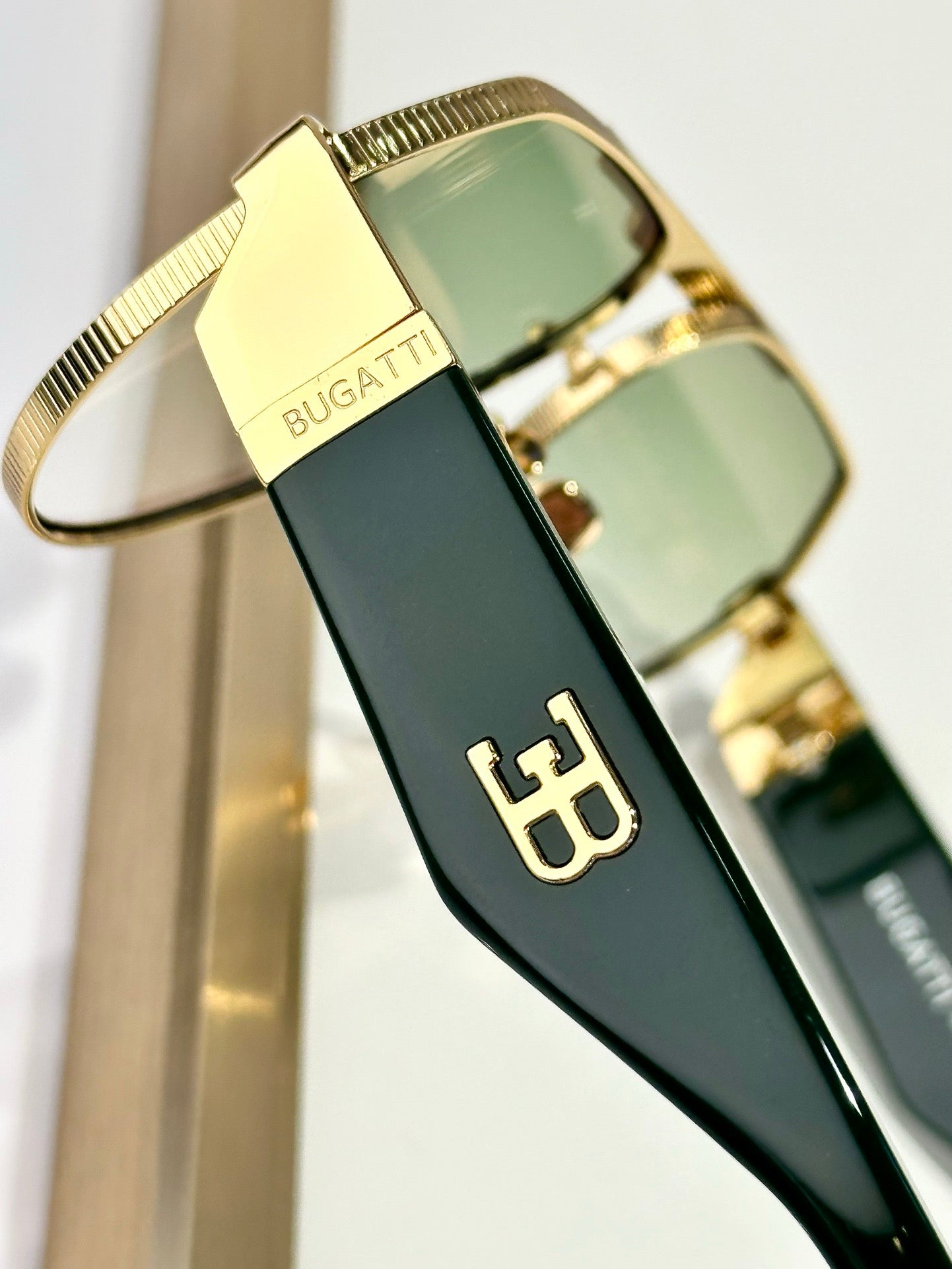 BUGATTI EYEWEAR COLLECTION 18 Sunglasses  🏎️