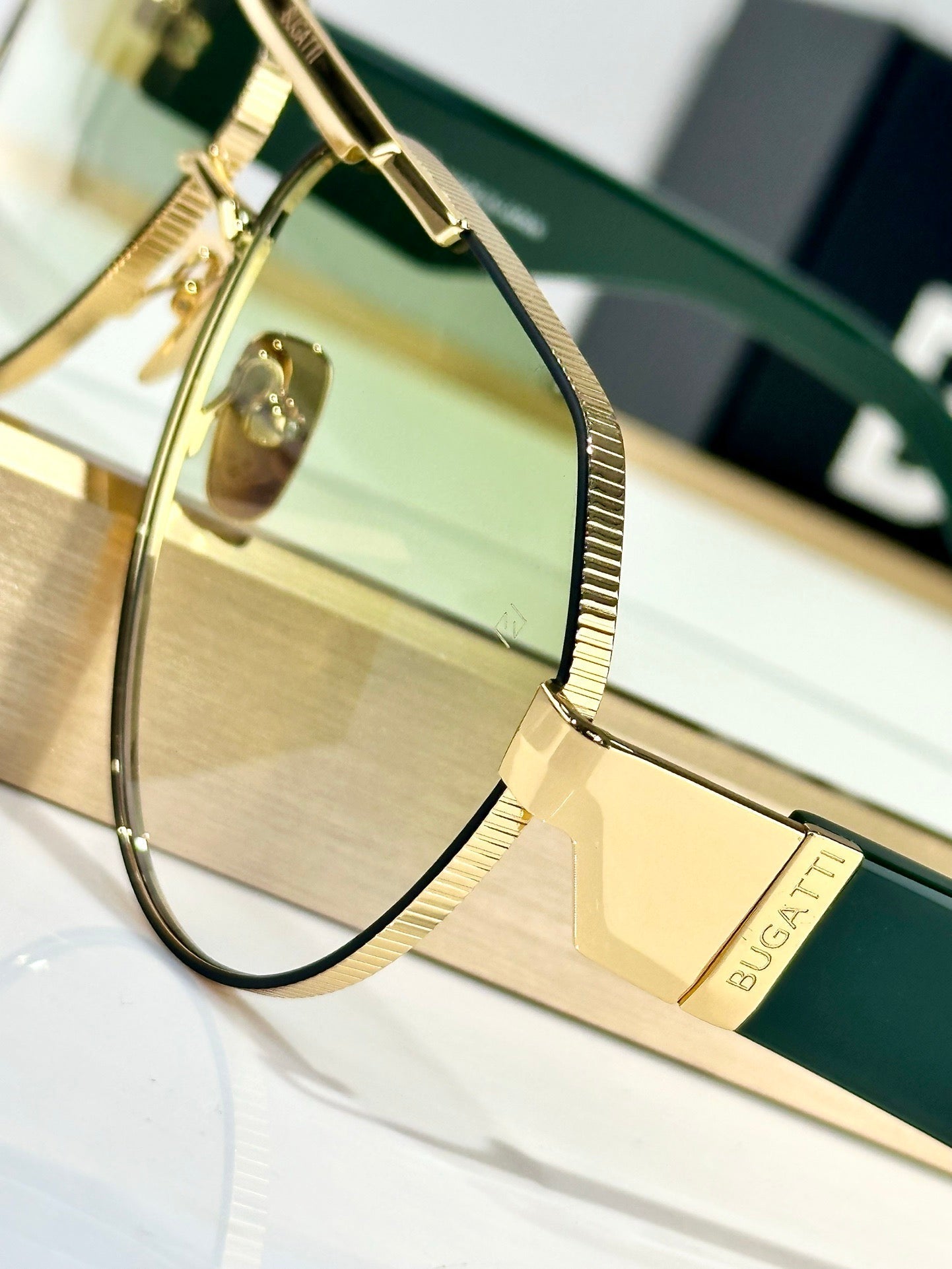 BUGATTI EYEWEAR COLLECTION 18 Sunglasses  🏎️