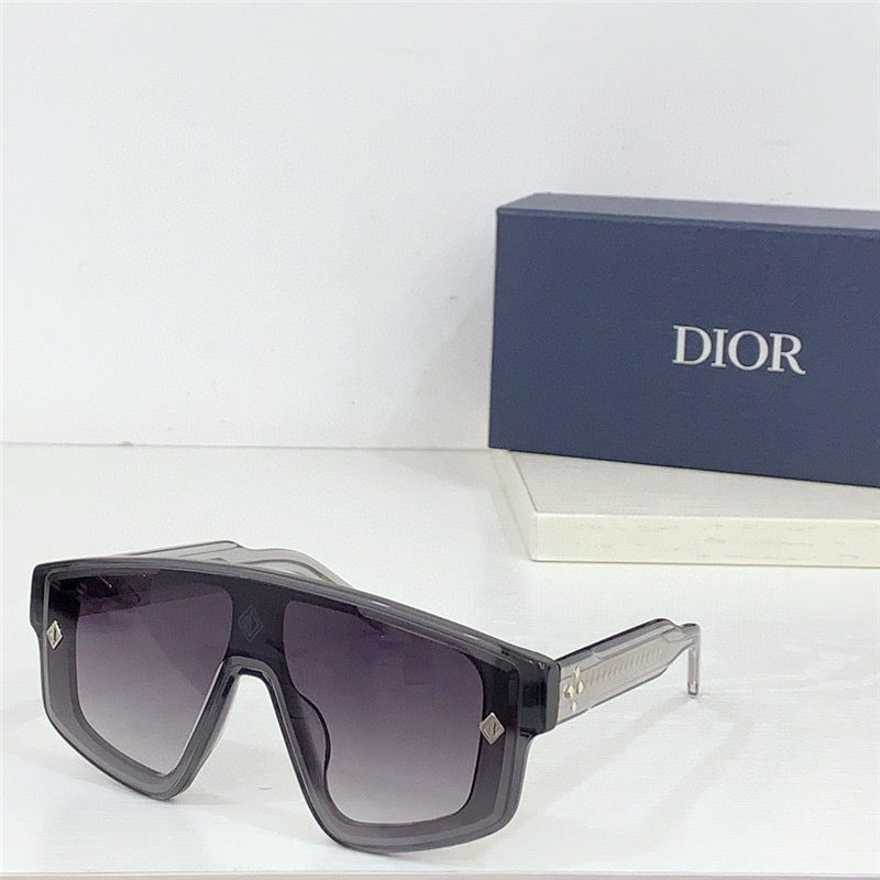 DIOR Dior CD Diamond M1U 78F0 With Interchangeable Magnetic Sunglasses✨