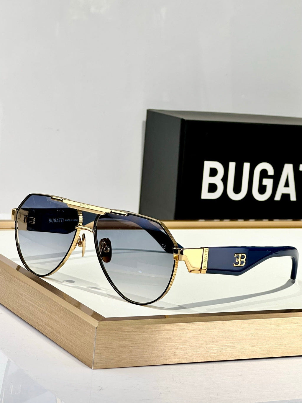 BUGATTI EYEWEAR COLLECTION 18 Sunglasses  🏎️