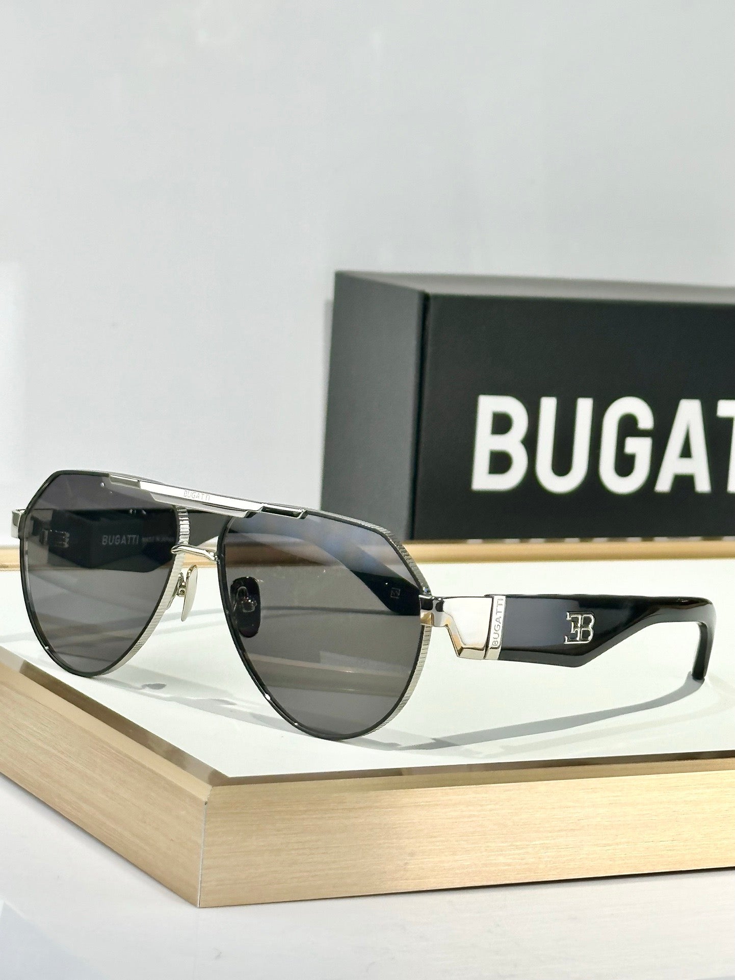 BUGATTI EYEWEAR COLLECTION 18 Sunglasses  🏎️
