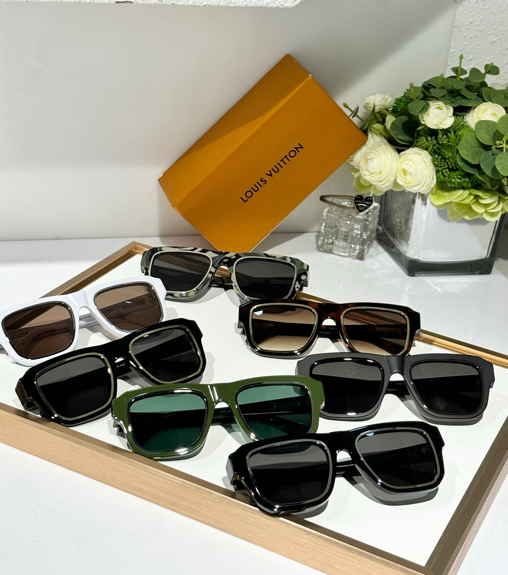 '-  Louis Vuitton Z2505W LV Legacy Square Large Sunglasses ✨
