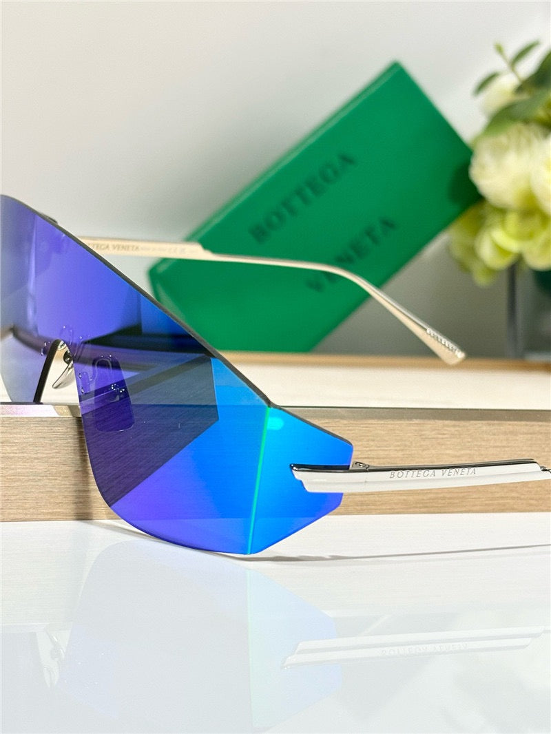 '-  BOTTEGA VENETA BV1299S Unapologetic Sunglasses💚